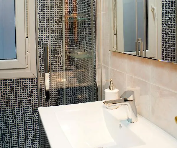 Sestao, Vivienda Turistica Renovada Con Terraza Y Wifi Apartment *